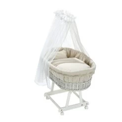 Alvi Birthe Stubenwagen Weiß Komplettset Matratze, Himmelstange Und Garnitur Starfant