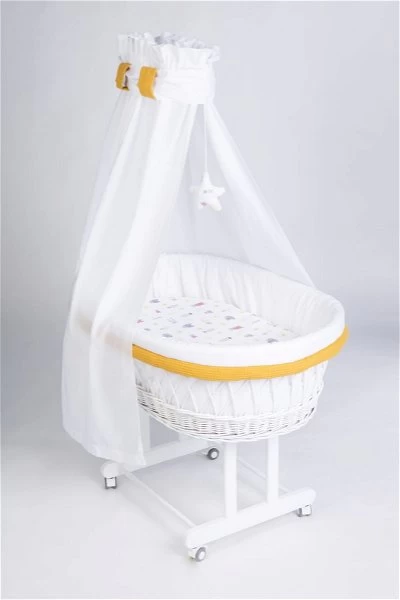 Mionido Stubenwagen Maxi Weiß Pyjamabär Gelb Mit Garnierung, Matratze Und Matratzenbezug 1 Mionido Stubenwagen Maxi Weiß Pyjamabär Gelb Mit Garnierung, Matratze Und Matratzenbezug