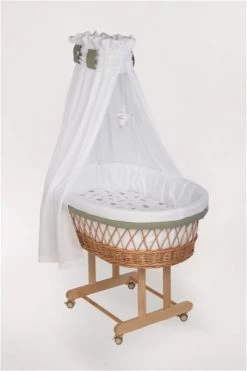 Mionido Stubenwagen Maxi Natur Pyjamabär Grün Mit Garnierung, Matratze Und Matratzenbezug