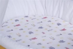 Mionido Stubenwagen Maxi Weiß Pyjamabär Gelb Mit Garnierung, Matratze Und Matratzenbezug 9 Mionido Stubenwagen Maxi Weiß Pyjamabär Gelb Mit Garnierung, Matratze Und Matratzenbezug -Geschäft Für Babyprodukte mmm0790