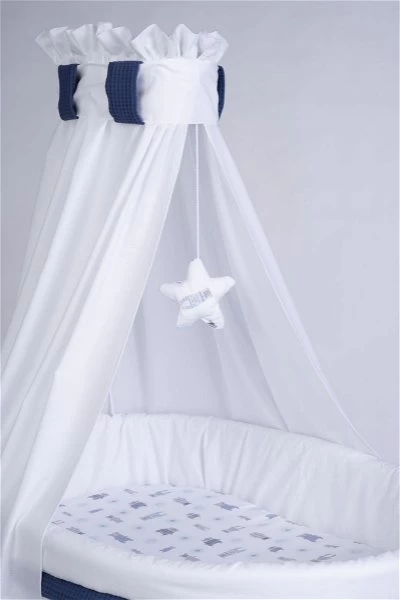 Mionido Stubenwagen Maxi Weiß Pyjamabär Blau Inkl. Garnierung, Matratze Und Matratzenbezug 3 Mionido Stubenwagen Maxi Weiß Pyjamabär Blau Inkl. Garnierung, Matratze Und Matratzenbezug – Bild 3